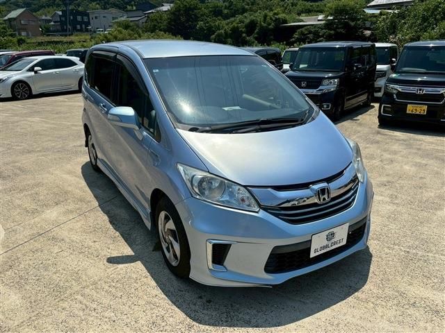 HONDA FREED HYBRID 2015
