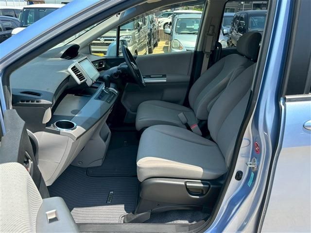 HONDA FREED HYBRID 2015