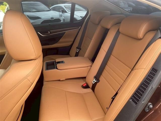 TOYOTA LEXUS GS300h 2017