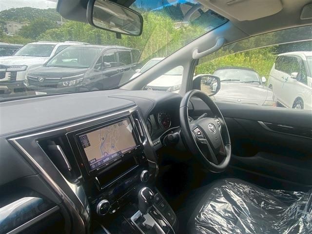 TOYOTA VELLFIRE 2019