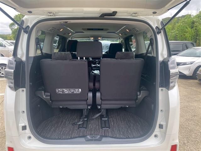 TOYOTA VELLFIRE 2019