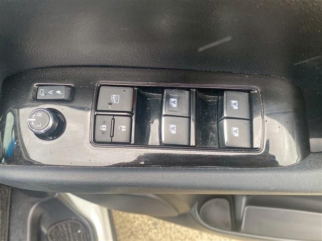 TOYOTA VELLFIRE 2019