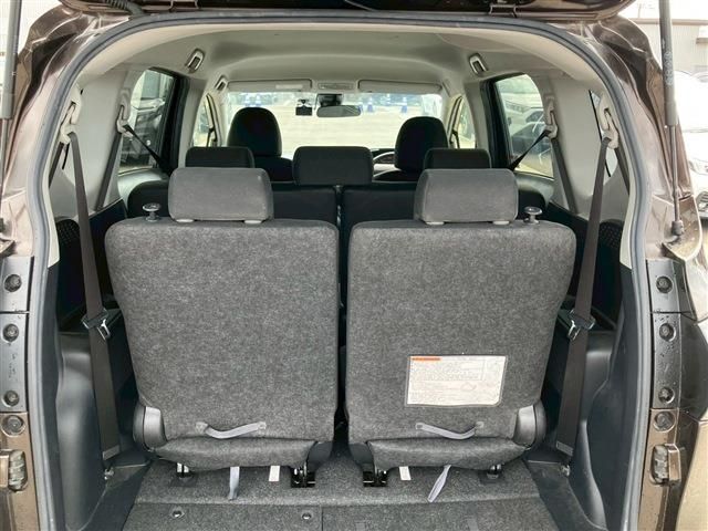 TOYOTA SIENTA HYBRID 2019