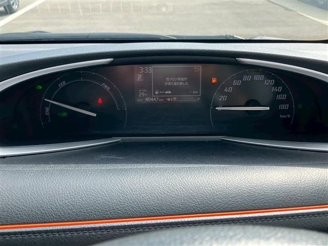 TOYOTA SIENTA HYBRID 2019