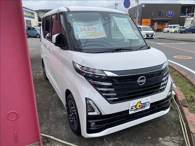 NISSAN ROOX 2024