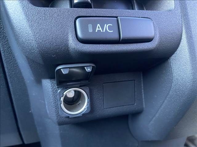 DAIHATSU HIJET deckvan 4WD 2024