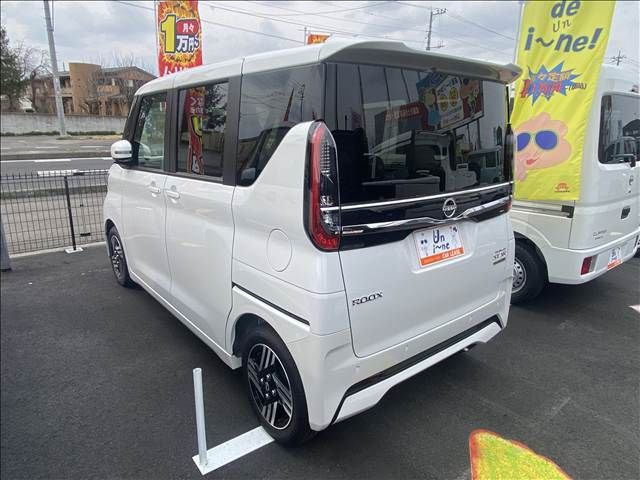 NISSAN ROOX 2024