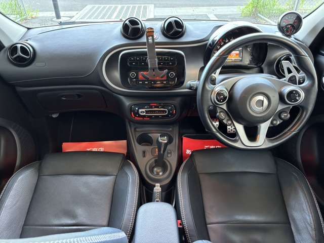 MCC SMART FORFOUR 2017