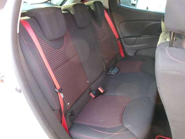 RENAULT RENAULT LUTECIA 2016