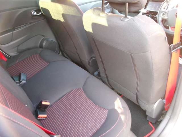 RENAULT RENAULT LUTECIA 2016