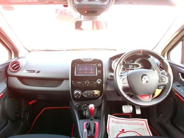 RENAULT RENAULT LUTECIA 2016