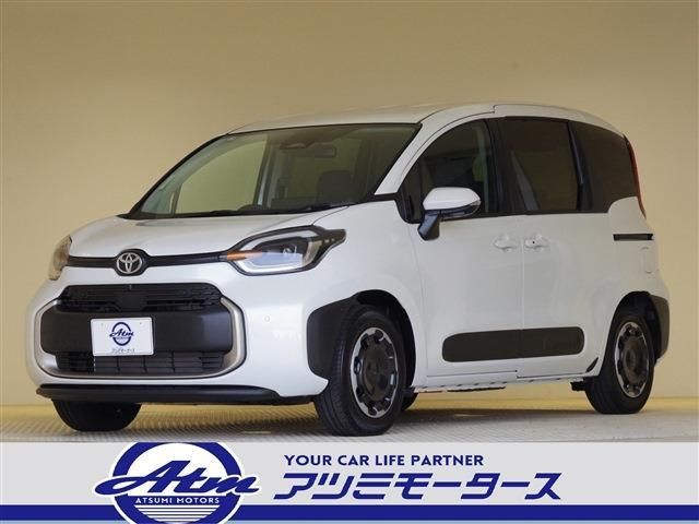 TOYOTA SIENTA HYBRID 2025