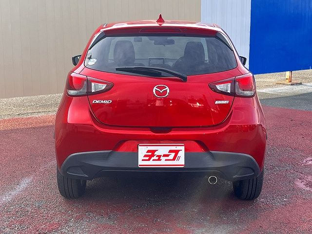 MAZDA DEMIO 2016