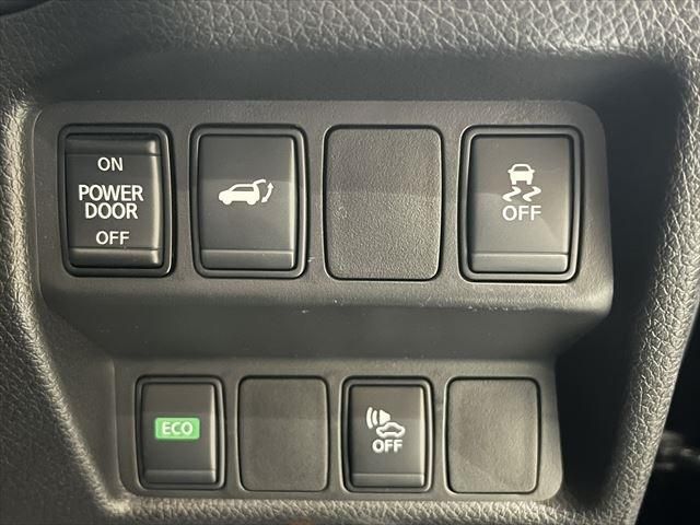 NISSAN X-TRAIL HYBRID 2WD 2018