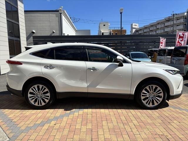 TOYOTA HARRIER HYBRID 2020