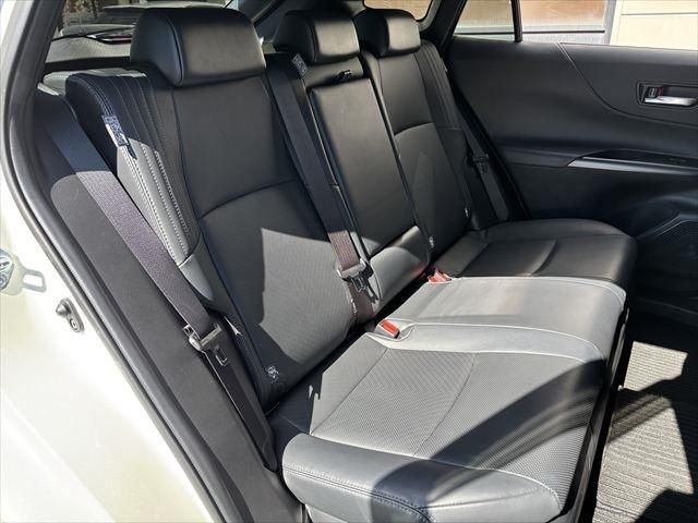 TOYOTA HARRIER HYBRID 2020