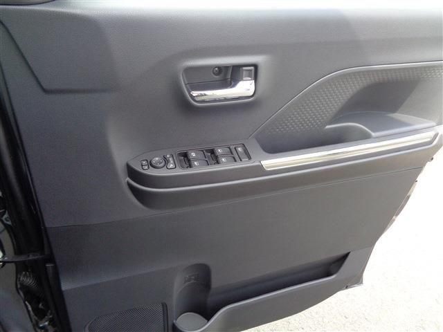 DAIHATSU TANTO CUSTOM 2023