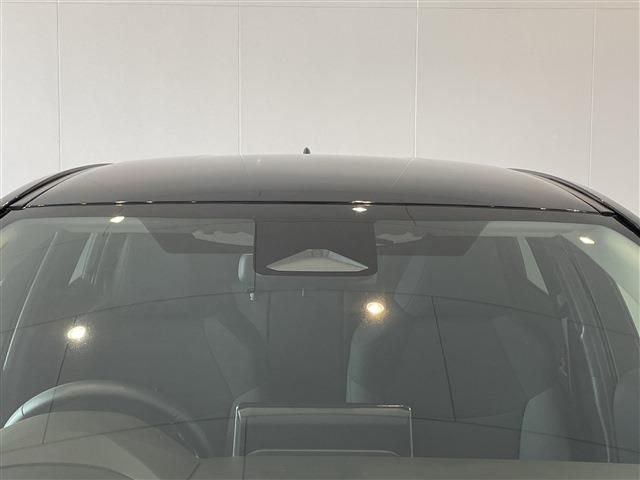 TOYOTA COROLLA TOURING HYBRID 2023