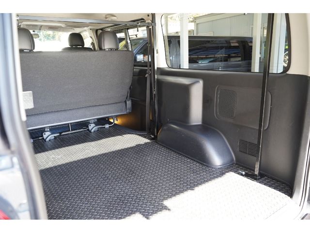 TOYOTA HIACE van 2WD 2017