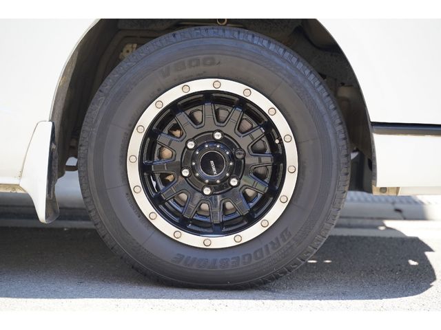 TOYOTA HIACE van 2WD 2017