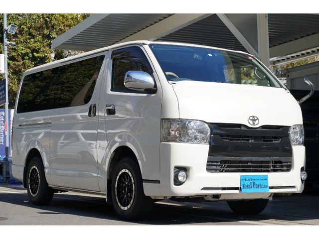 TOYOTA HIACE van 2WD 2017