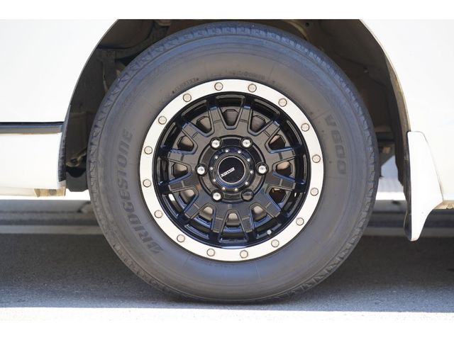 TOYOTA HIACE van 2WD 2017