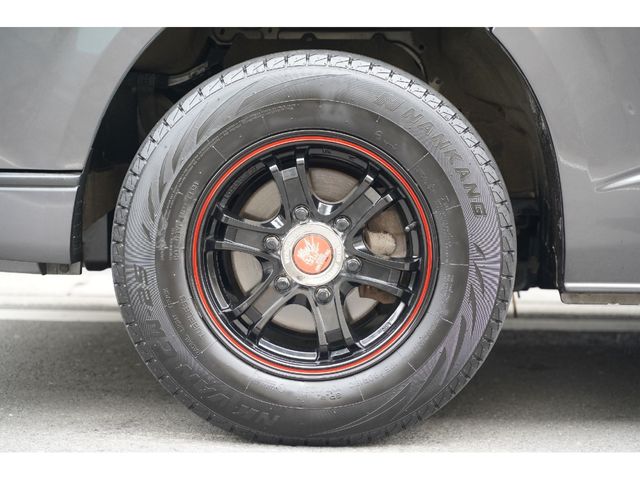 TOYOTA HIACE van 4WD 2016