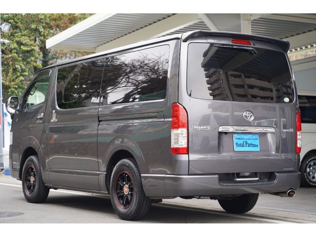 TOYOTA HIACE van 4WD 2016