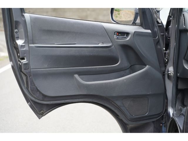 TOYOTA HIACE van 4WD 2016