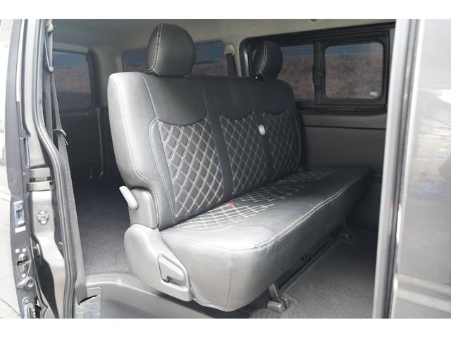 TOYOTA HIACE van 4WD 2016