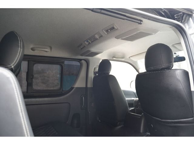 TOYOTA HIACE van 4WD 2016