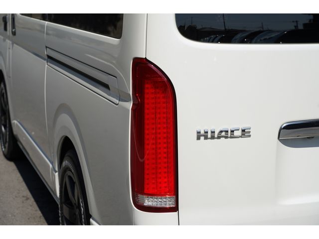 TOYOTA HIACE van 2WD 2011