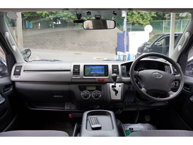 TOYOTA REGIUSACE van 2WD 2011