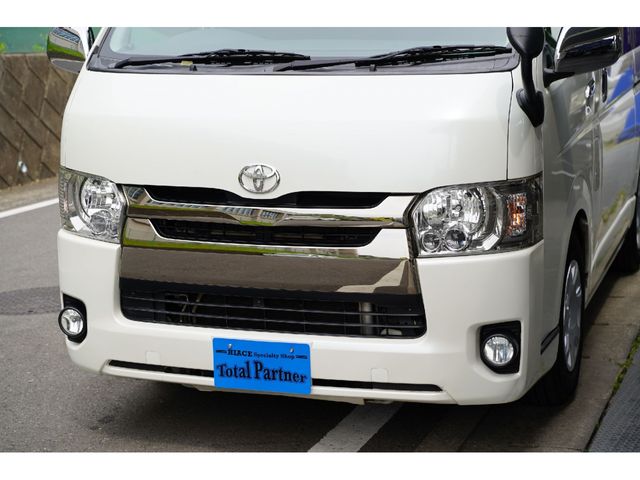 TOYOTA HIACE van 2WD 2016