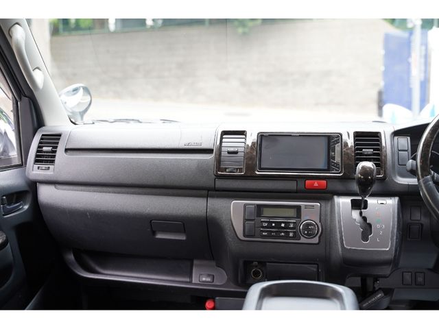 TOYOTA HIACE van 2WD 2016