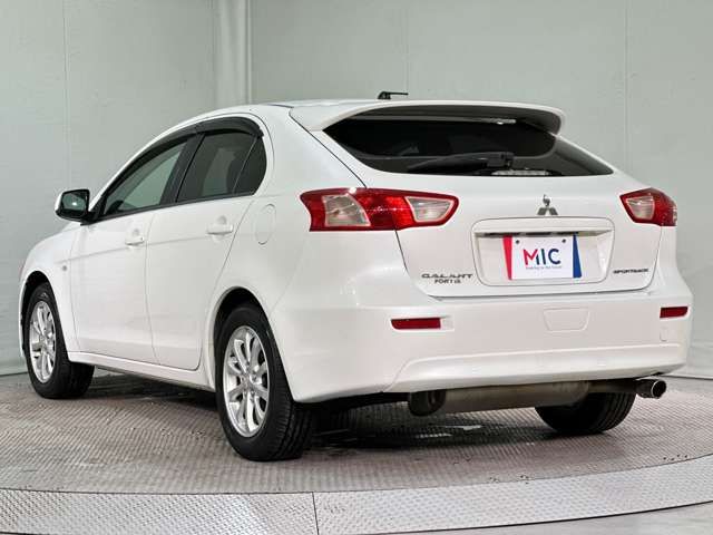 MITSUBISHI GALANT FORTIS SPORTBACK 2010