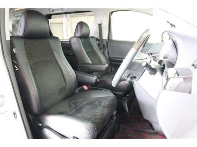 TOYOTA VELLFIRE 2014