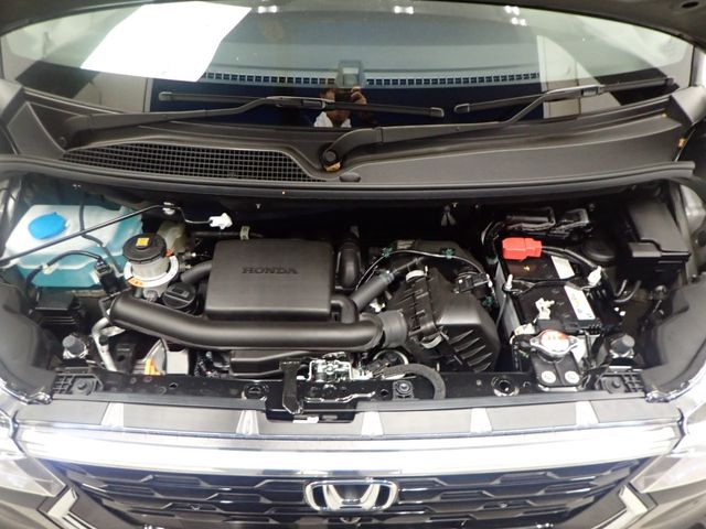 HONDA N BOX CUSTOM 2025