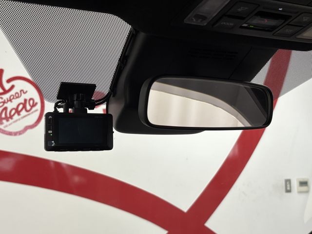 TOYOTA NOAH 4WD 2024