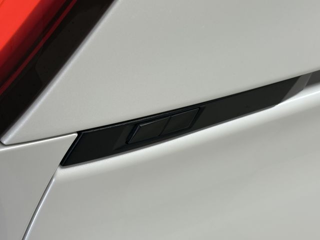 TOYOTA NOAH 4WD 2024