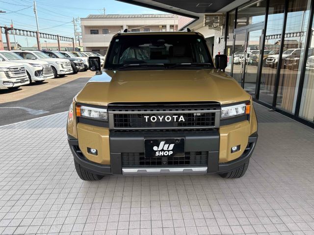 TOYOTA LANDCRUISER 250 2024