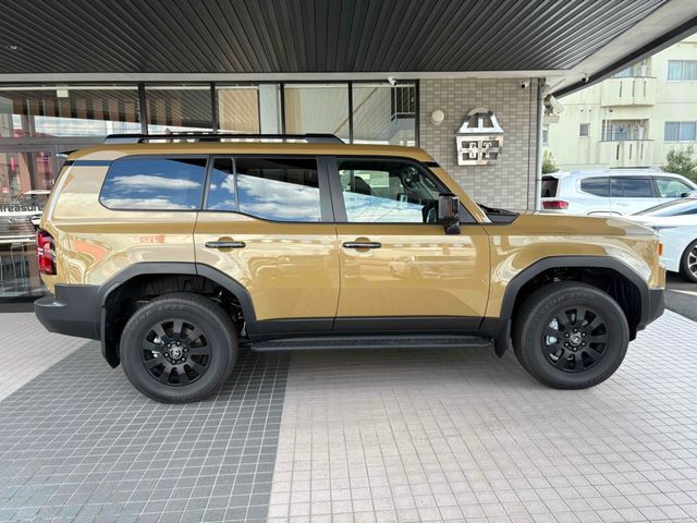 TOYOTA LANDCRUISER 250 2024