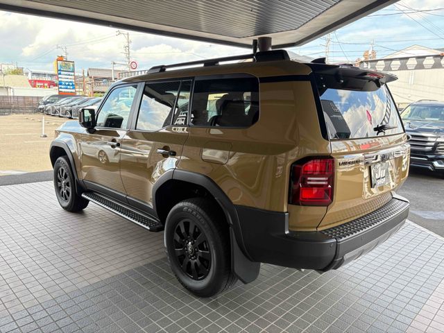 TOYOTA LANDCRUISER 250 2024