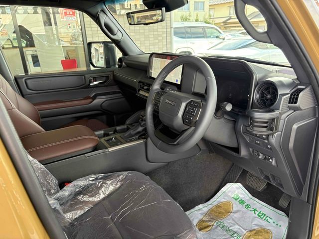 TOYOTA LANDCRUISER 250 2024