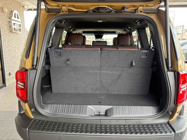 TOYOTA LANDCRUISER 250 2024