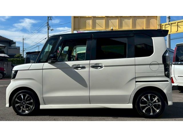 HONDA N BOX CUSTOM 2018