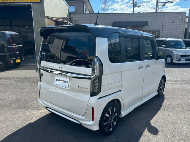 HONDA N BOX CUSTOM 2018
