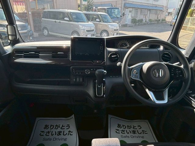 HONDA N BOX CUSTOM 2018