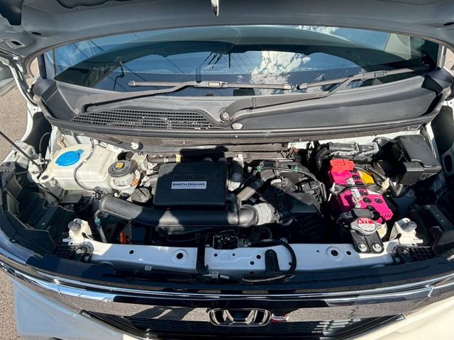 HONDA N BOX CUSTOM 2018