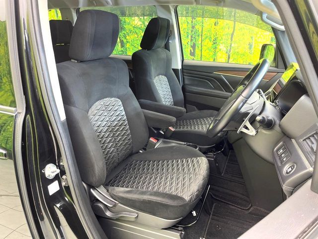 MITSUBISHI DELICA D:5 4WD 2020